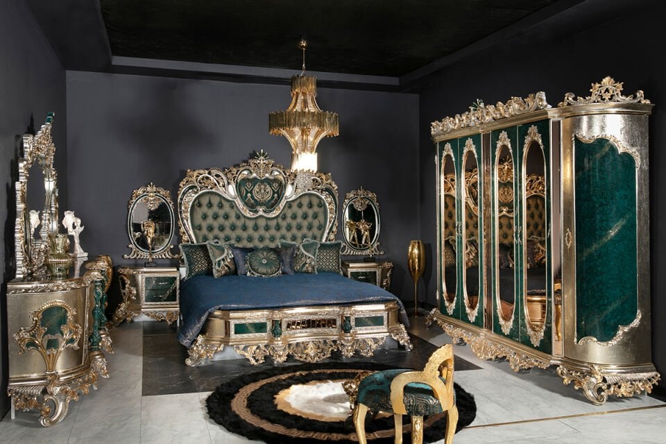 Kaisergrünes klassisches Schlafzimmer