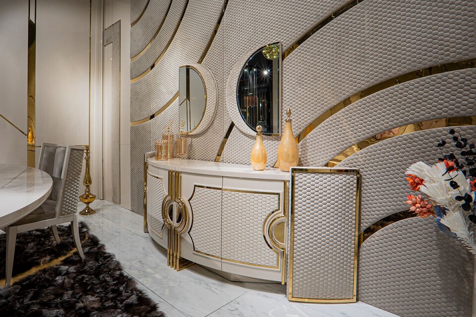Bendy Luxury Dining Room