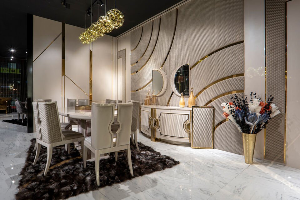 Bendy Luxury Dining Room
