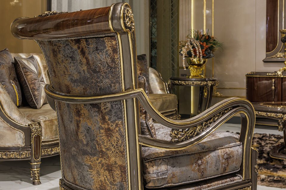 Elegance Classic Dining Room