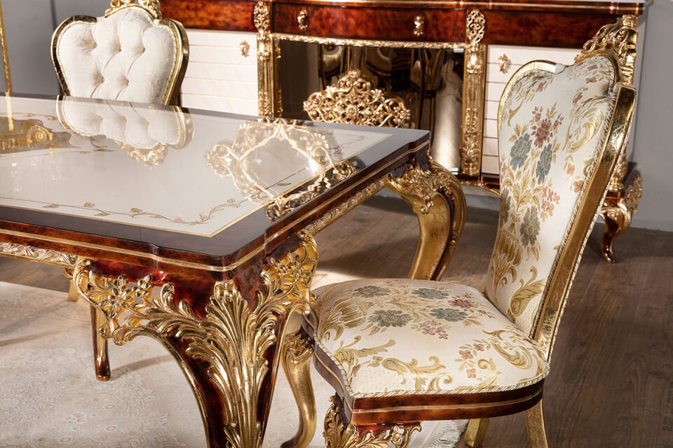 Nazar Classic Dining Room