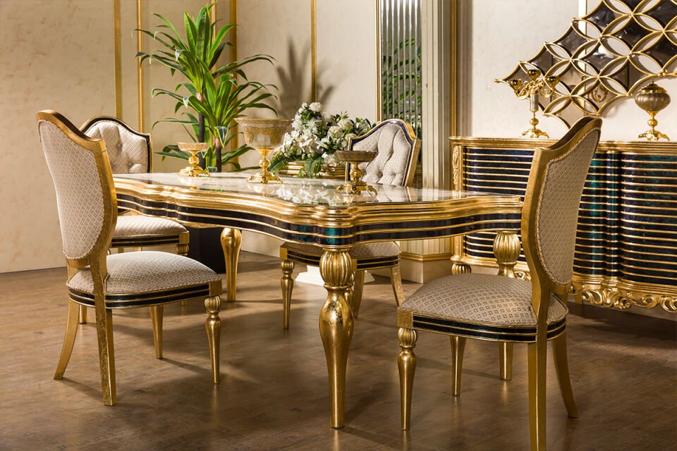 Toronto Classic Dining Room