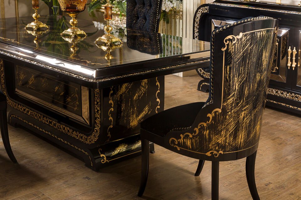 Venetian Classic Dining Room