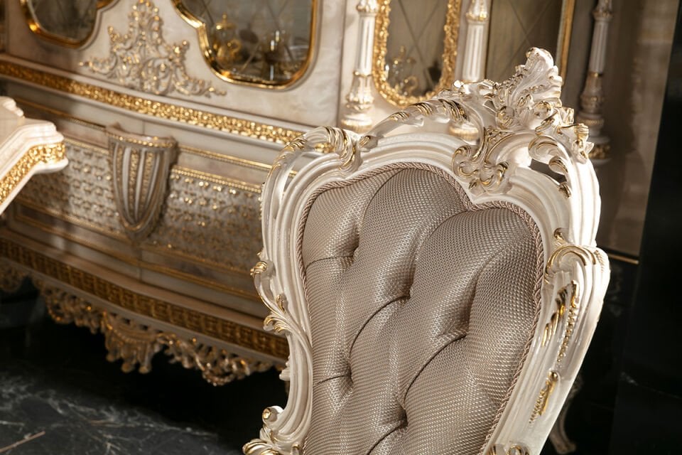 Gloria Classic Dining Room