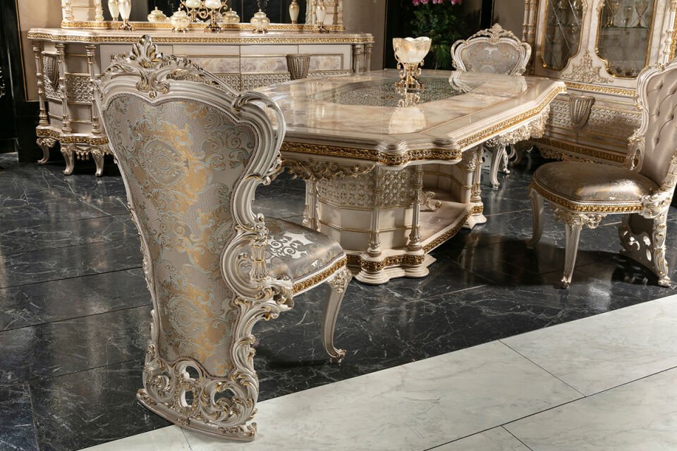 Gloria Classic Dining Room