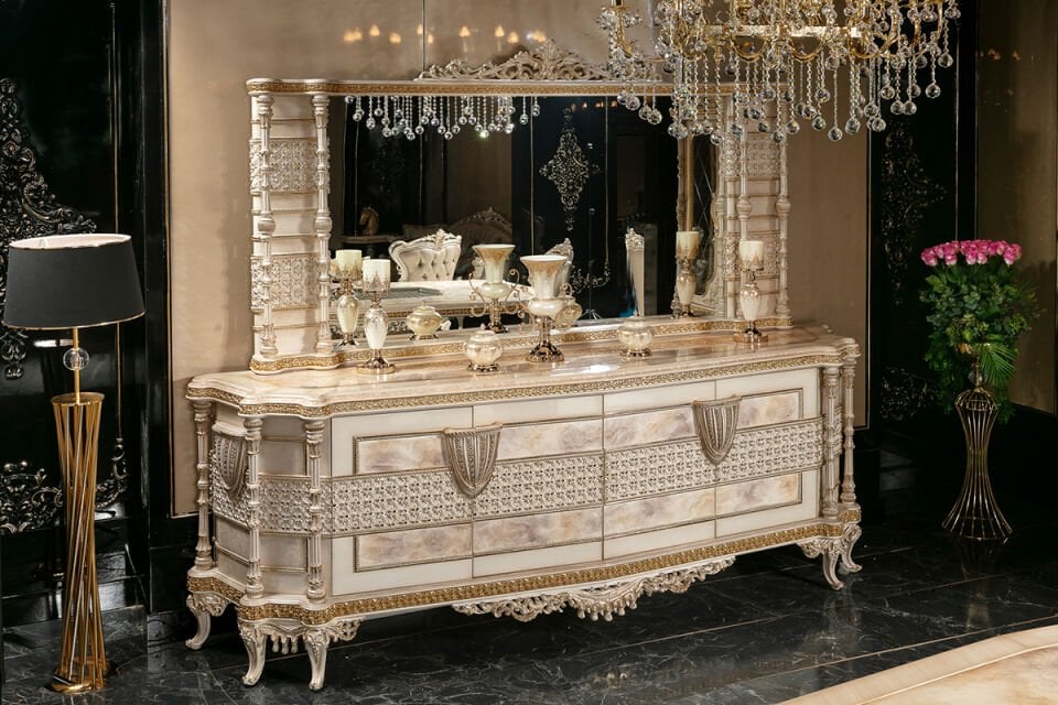Gloria Classic Dining Room
