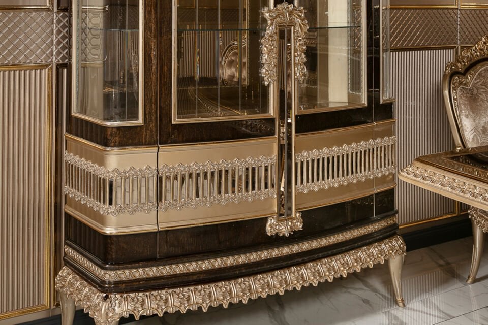 Empire Classic Dining Room