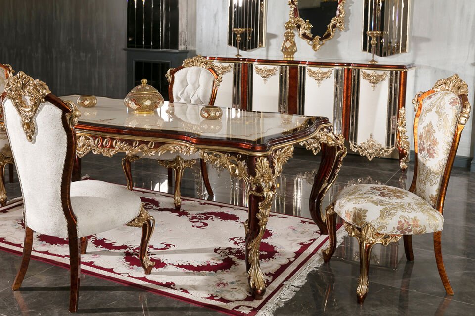 Sultanate Classic Dining Room