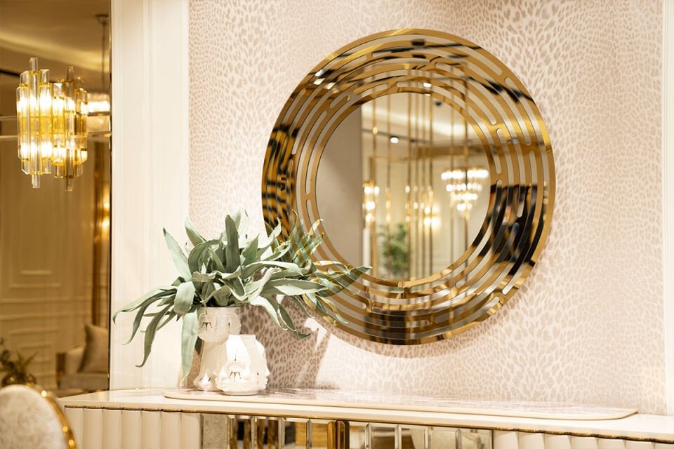 Luna Luxury Dining Room
