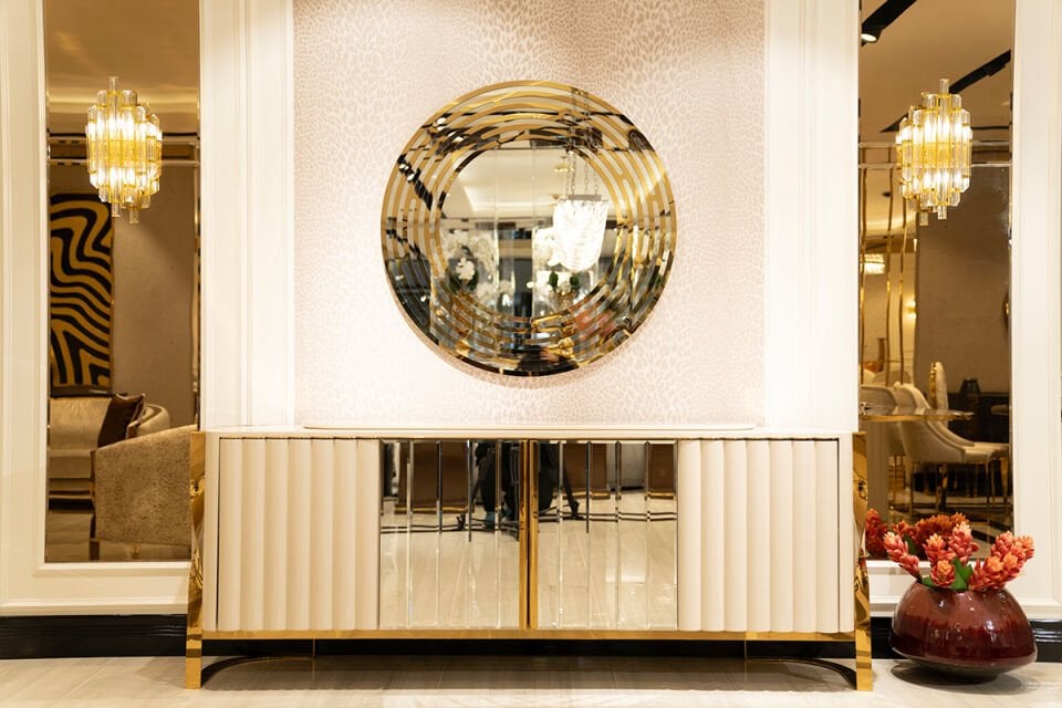 Luna Luxury Dining Room