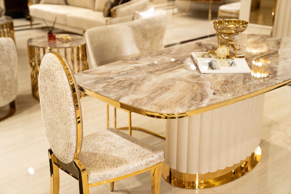 Luna Luxury Dining Room