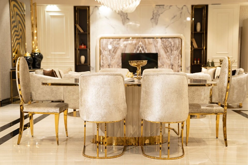 Luna Luxury Dining Room