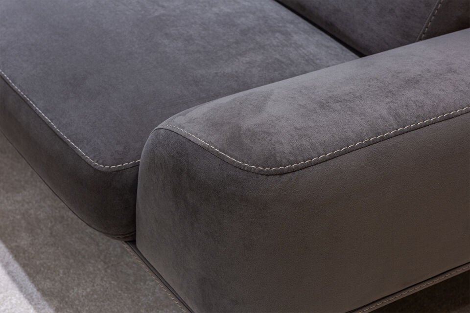 Merlot Modern Sofa Set