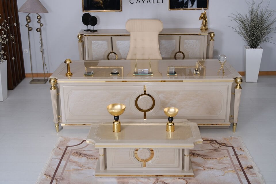 Cavalli Lüks Ofis Mobilyaları